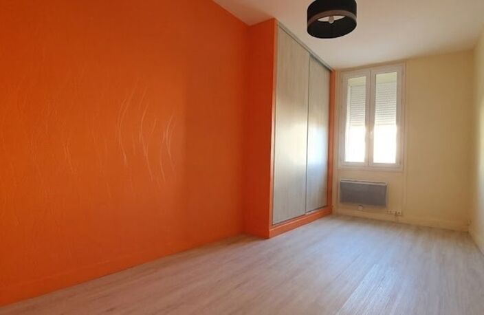 Maison de bourg de 9 pièces principales — photo 3