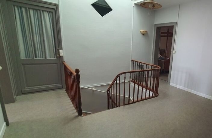Maison de bourg de 9 pièces principales — photo 5