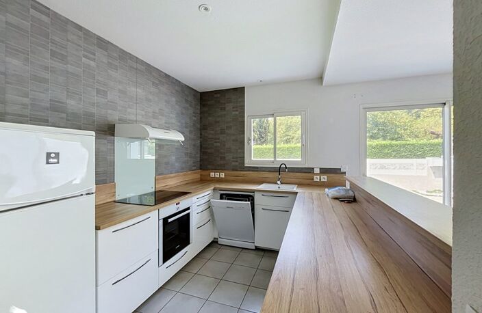 Maison de ville de 5 pièces principales — photo 2