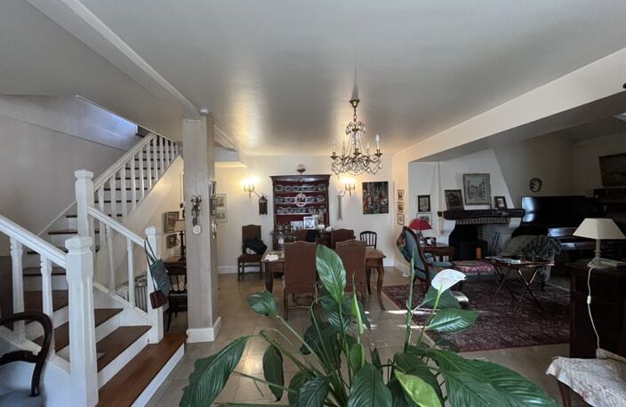 Maison de bourg de 5 pièces principales — photo 2