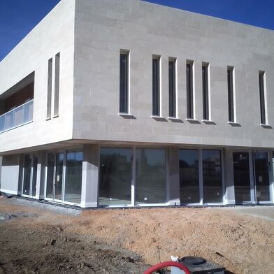 Commerce  101307 €