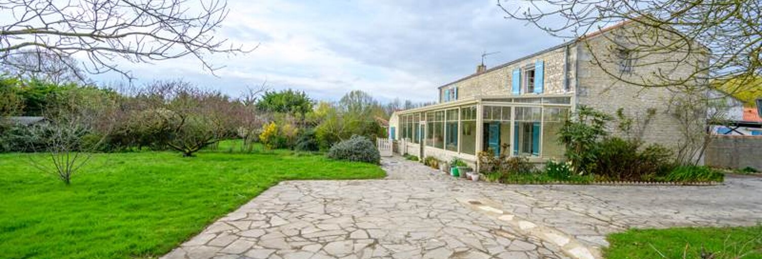 Maison 9 Pièces 204 m² à vendre à Saint-Xandre (17138)