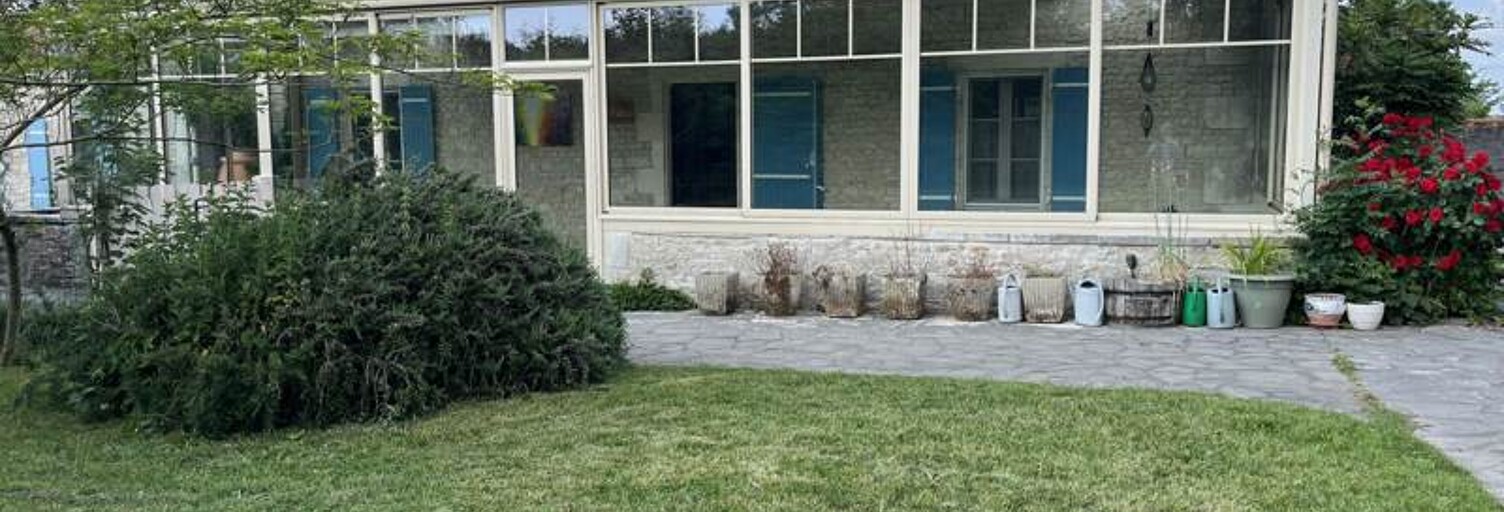 Maison 9 Pièces 204 m² à vendre à Saint-Xandre (17138)