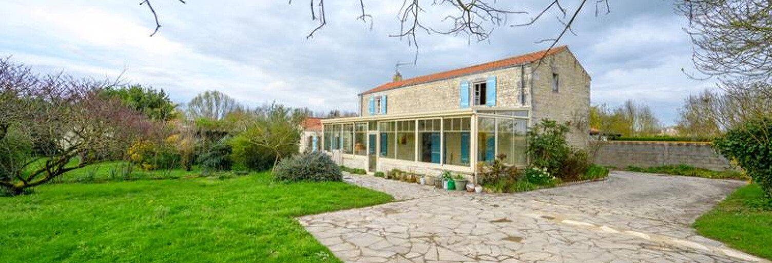 Maison 9 Pièces 204 m² à vendre à Saint-Xandre (17138)