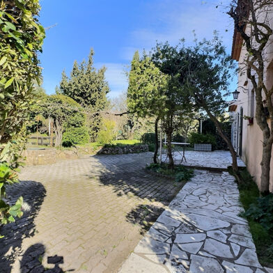 Maison 7 pièces 549000 €