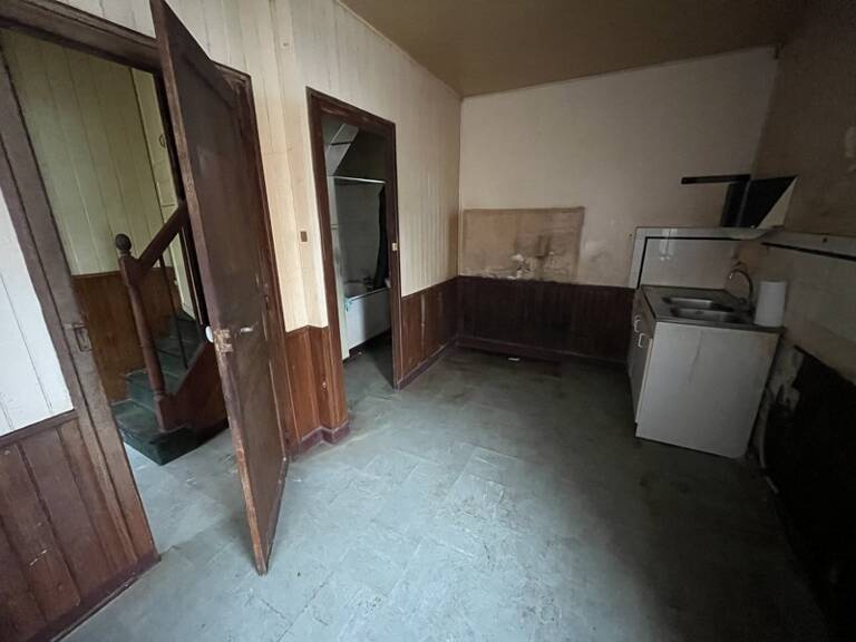 Maison en pierre de 6 pièces principales — photo 1
