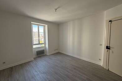 Appartement 3 pièces 950 €