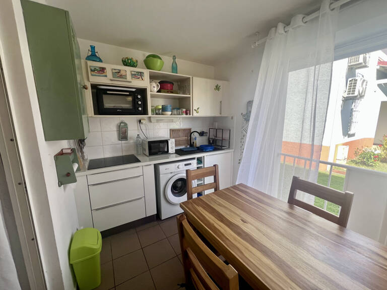 Studio meublé à la marina de Saint-François — photo 1