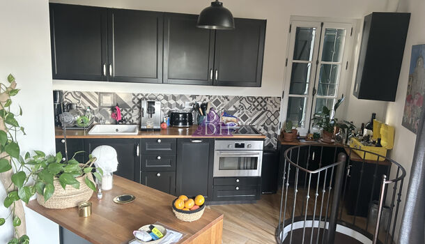 Villa / Maison 8 pièces  à vendre Hyères 83400