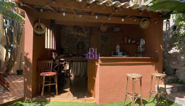 Villa / Maison 8 pièces  à vendre Hyères 83400