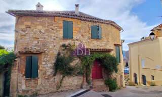 Maison 8 Pièces 143 m² à vendre à Hyères (83400)