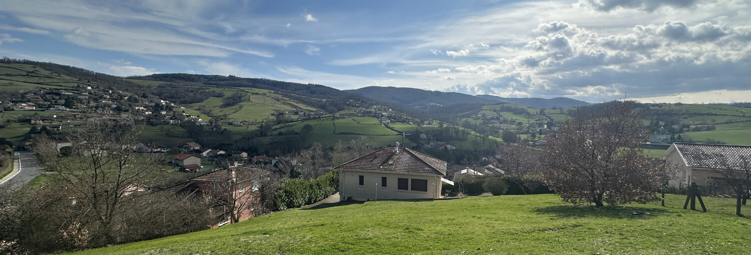 Terrain  1431 m² à vendre à Sourcieux-les-Mines (69210)