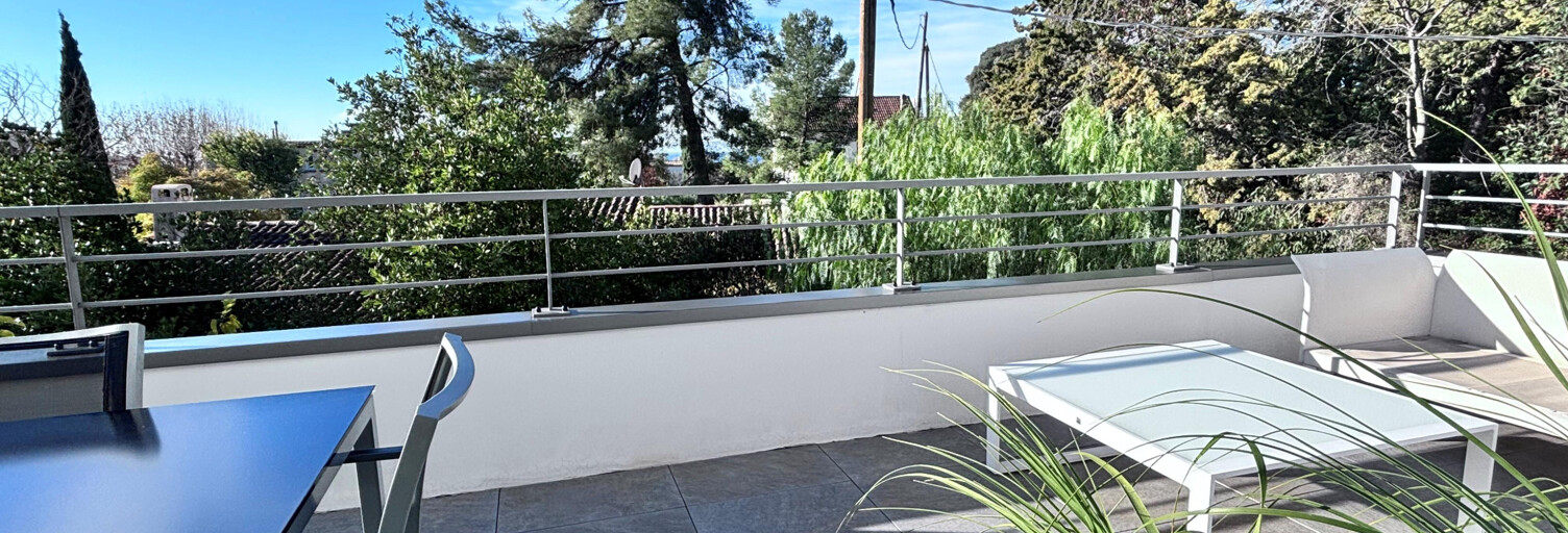 Appartement 3 Pièces 107 m² à vendre à Saint-Cyr-sur-Mer (83270)