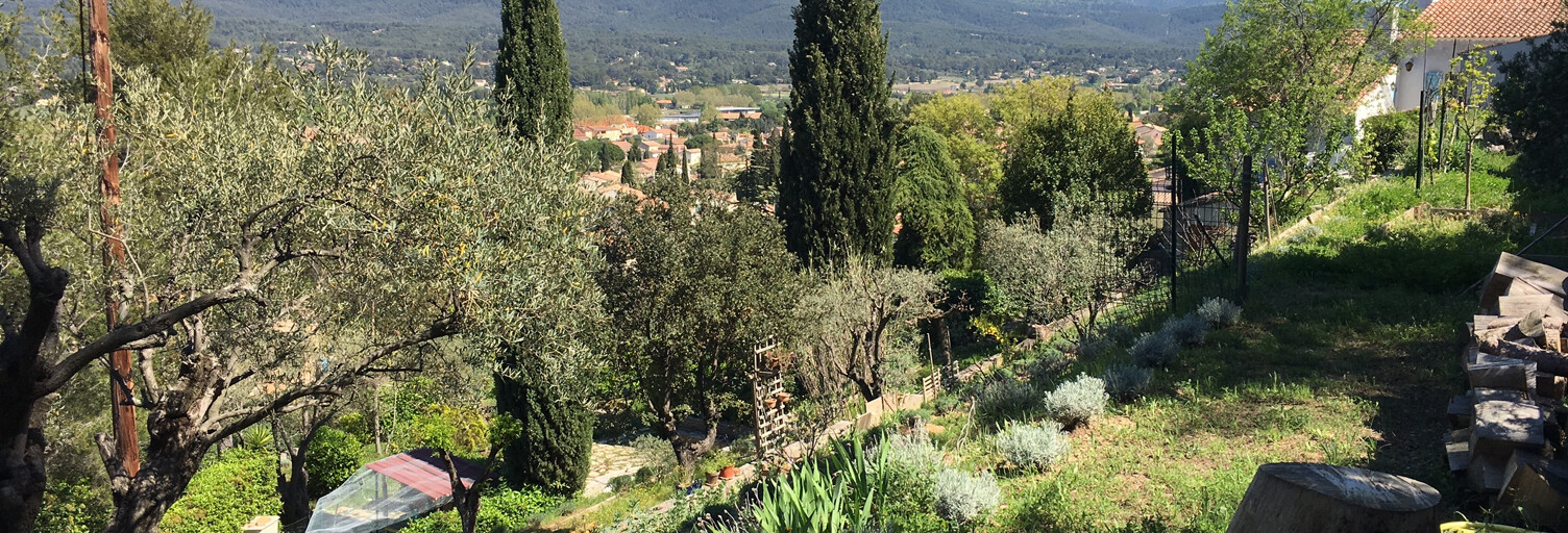 Terrain  1400 m² à vendre à Le Beausset (83330)