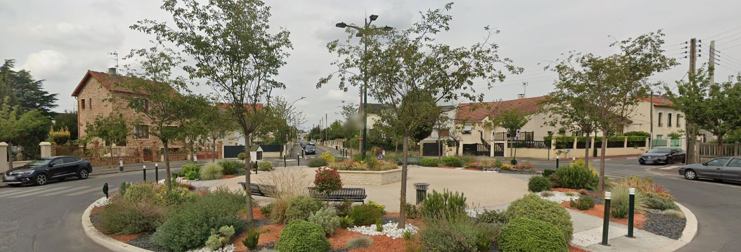 Garage  64 m² à vendre à Le Blanc-Mesnil (93150)