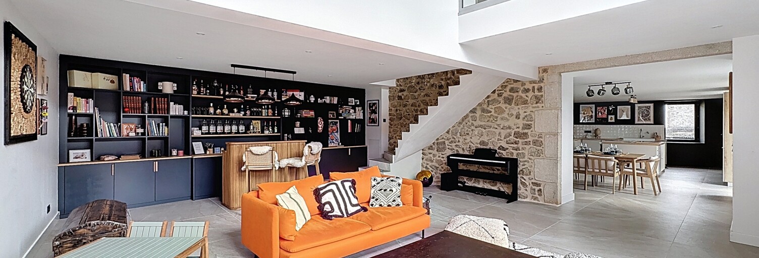 Maison 5 Pièces 195 m² à vendre à Maclas (42520)