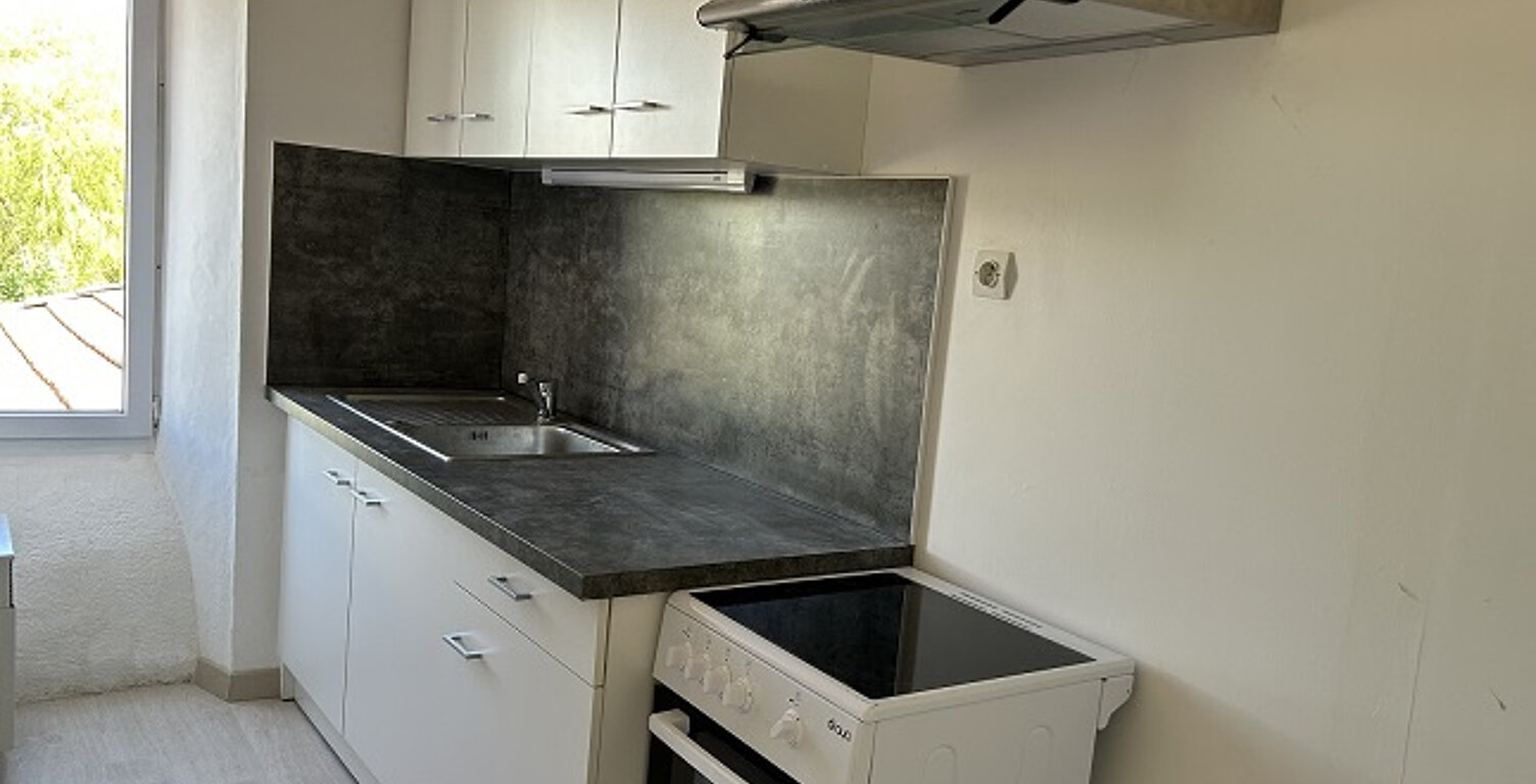 T1 de 24 m2, centre bourg — photo 1