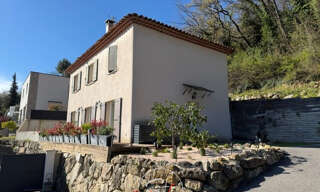 Maison 4 Pièces 122 m² à vendre à Carros (06510)