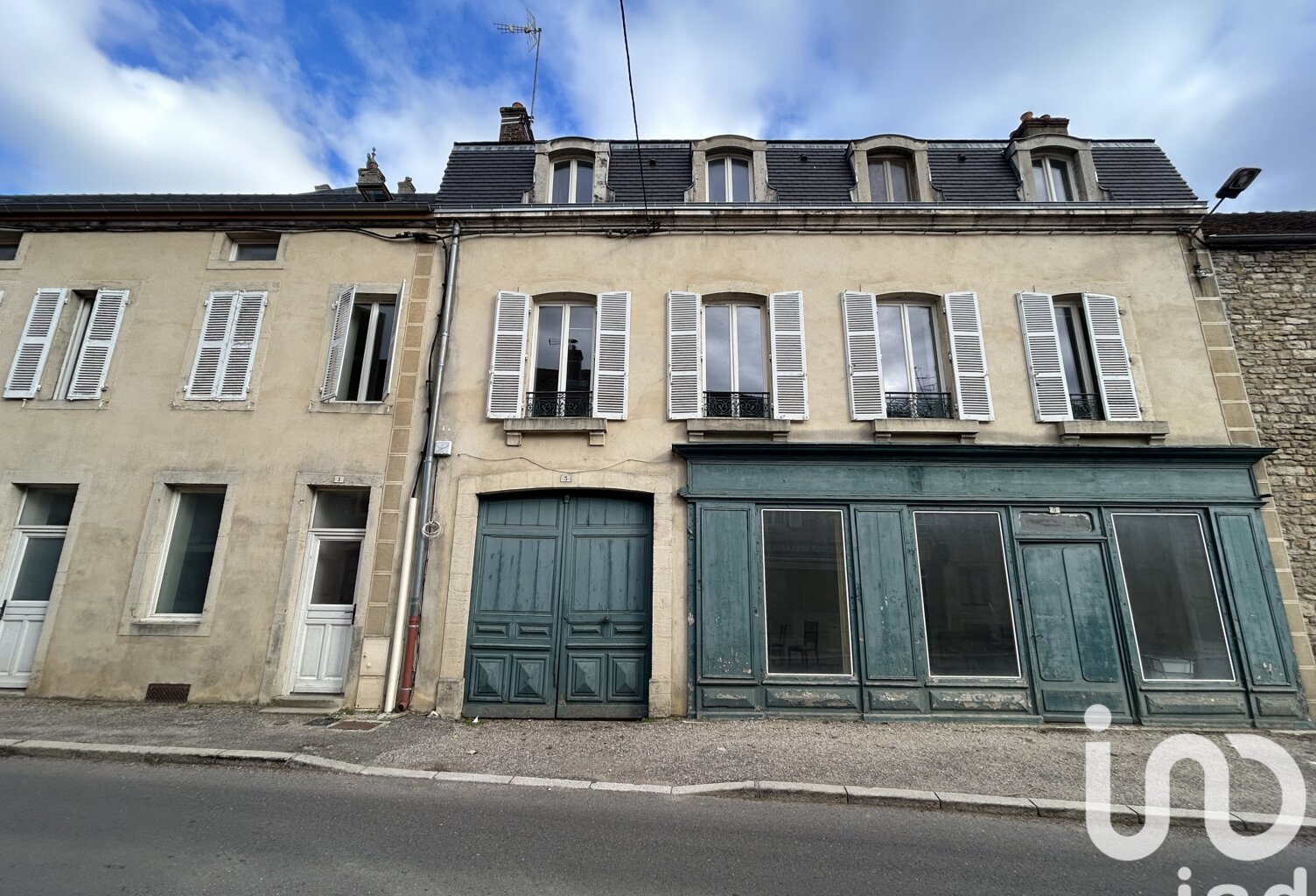 Vente Immeuble 233 m&sup2; — photo 1
