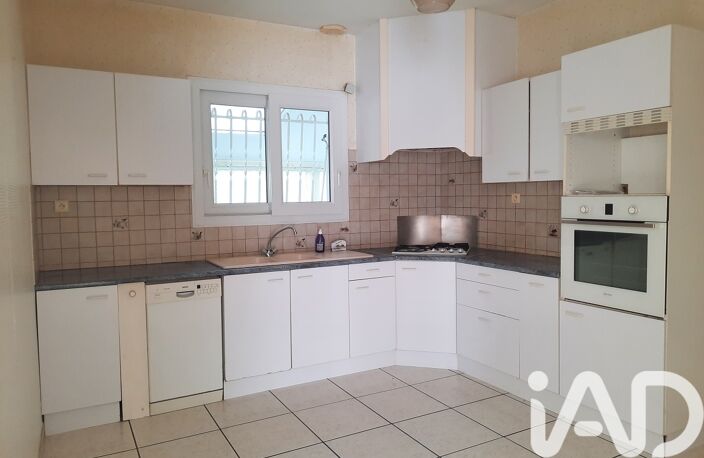 Vente Maison/villa 4 pièces — photo 2