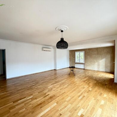 Appartement 4 pièces 367500 €