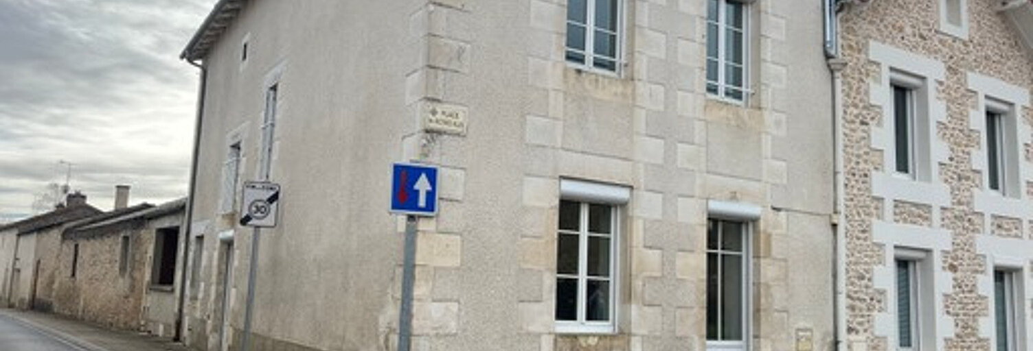 Maison 5 Pièces 113 m² à vendre à Nieuil-l'Espoir (86340)