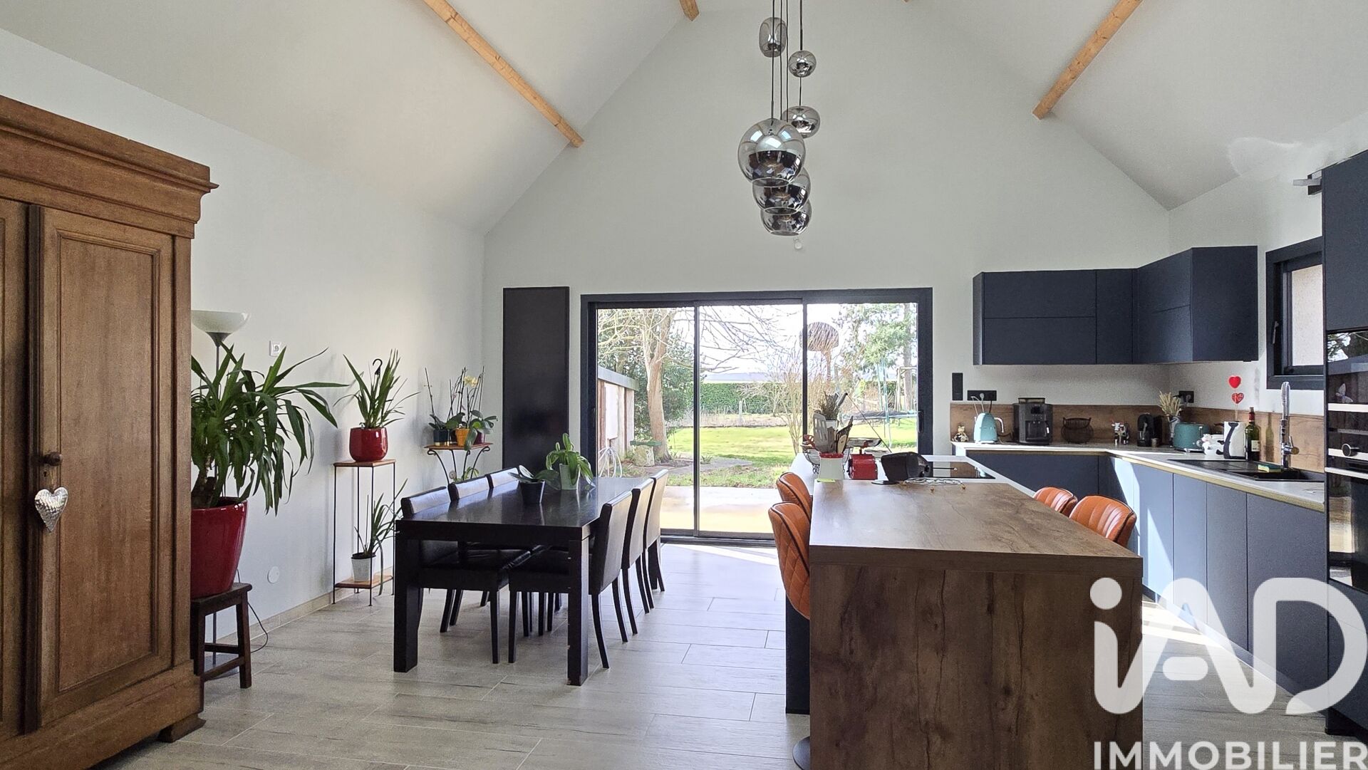 La Villeneuve-en-Chevrie - 160m² - 7p. - 5ch.