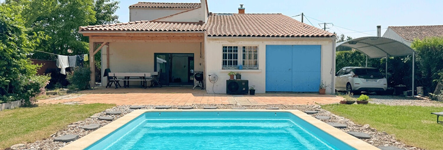 Maison 7 Pièces 188 m² à vendre à Saint-Jean-de-Liversay (17170)