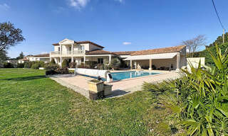 Maison 5 Pièces 210 m² à vendre à Saint-Cannat (13760)