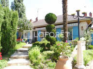 Maison  plain-pied St Just St Rambert, 190m² env — photo 2