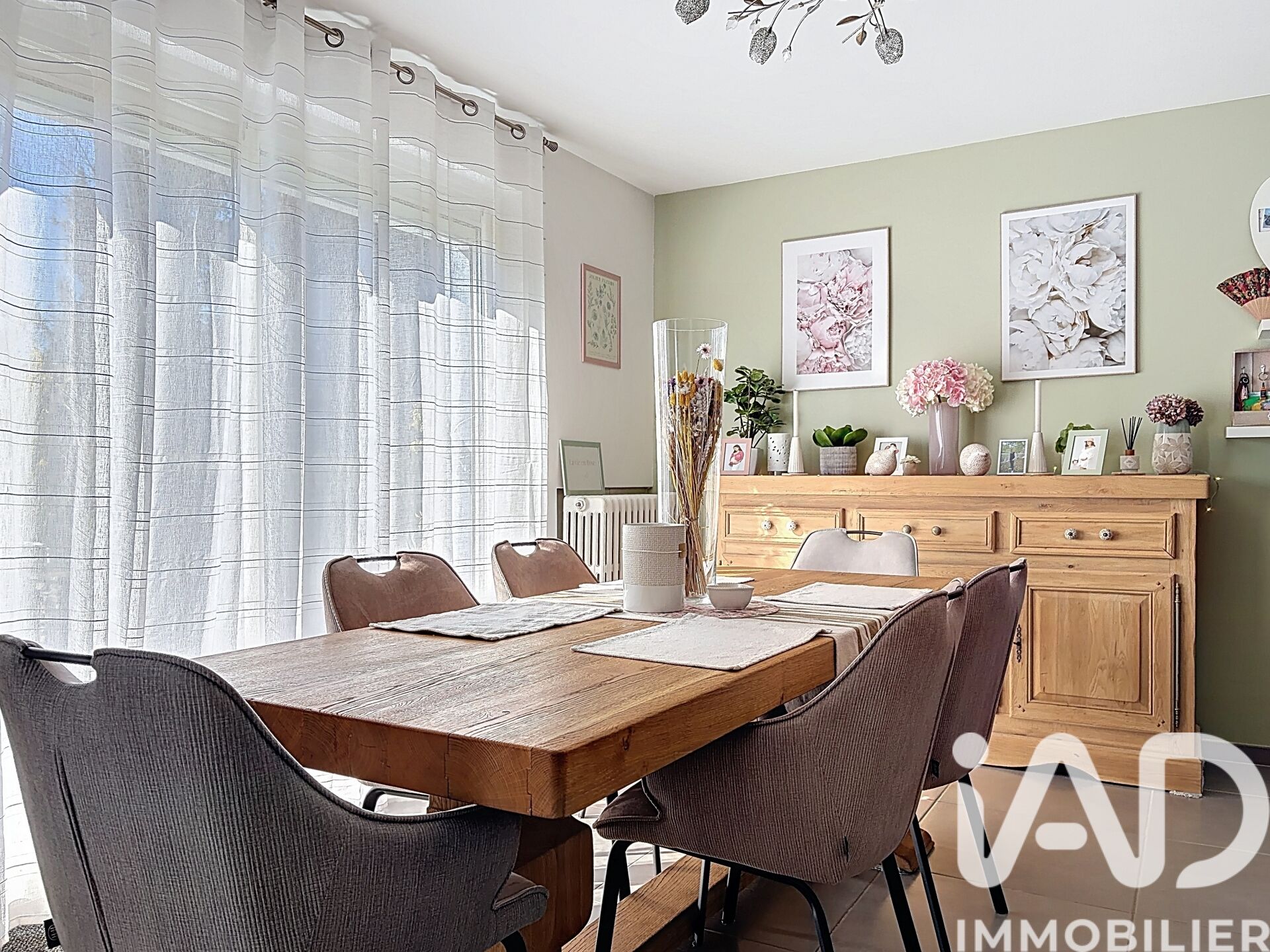 Hanches - 98m² - 4p. - 3ch.