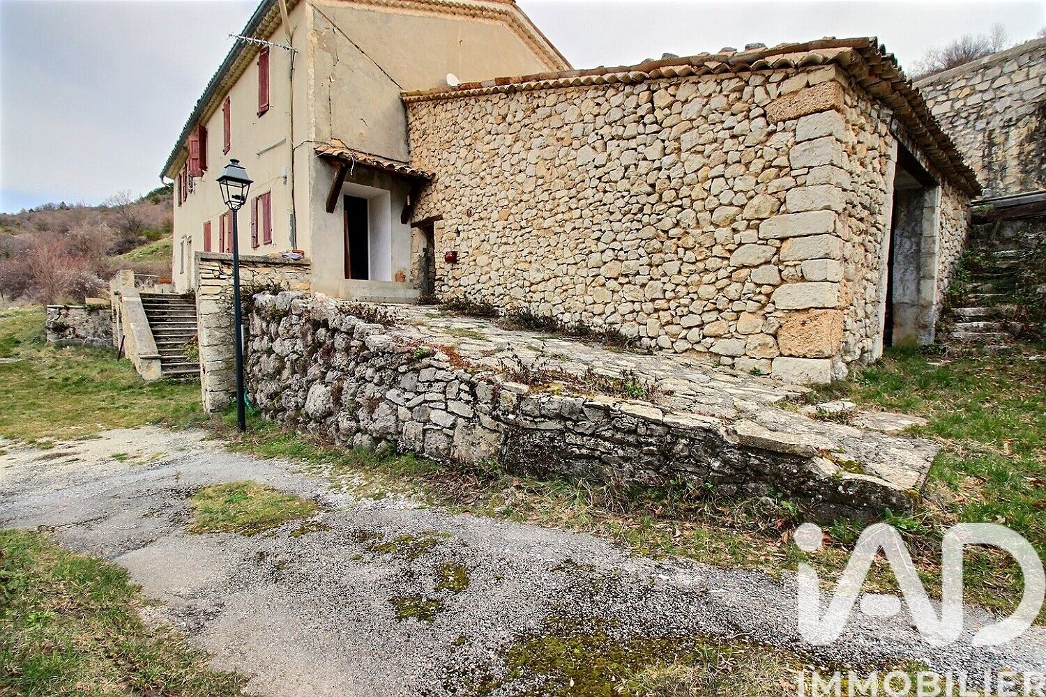 Barret-De-Lioure - 238m² - 6p. - 5ch.