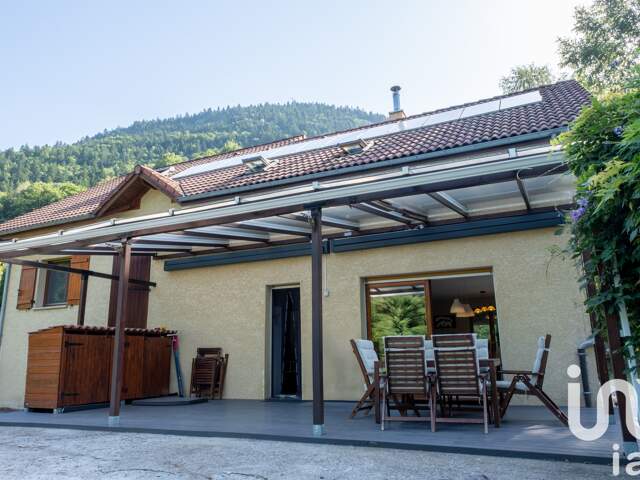 Vente Maison traditionnelle 7 pièces — photo du bien