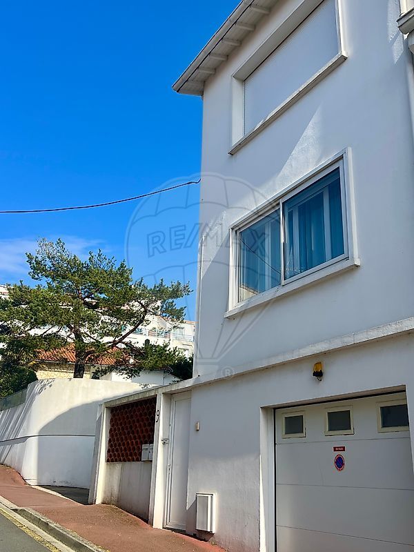 Villa / Maison  T5 à vendre Royan 17200