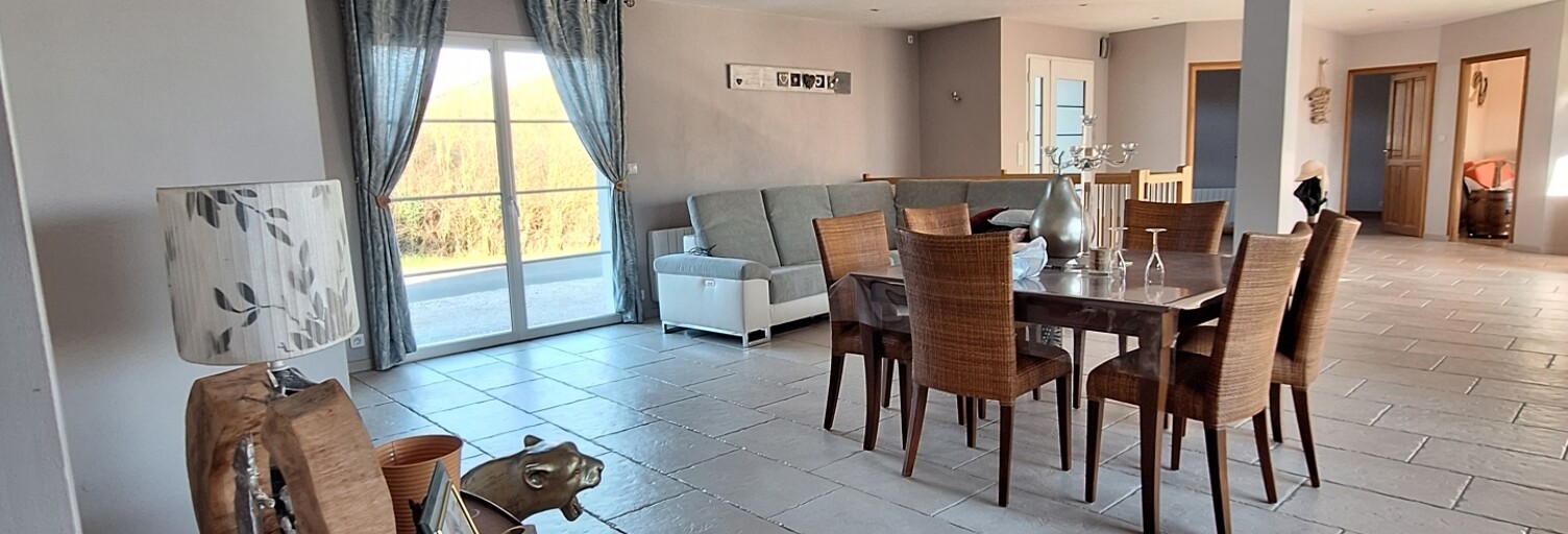 Maison 19 Pièces 474 m² à vendre à Crémarest (62240)