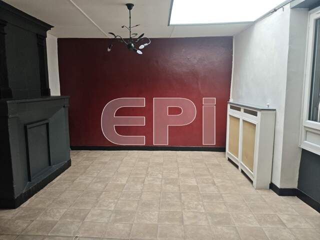 Maison d'habitation de 60m² environ comprenant petite véranda, — photo du bien