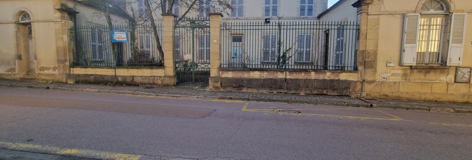 Immeuble  280 m² à vendre à Ancy-le-Franc (89160)