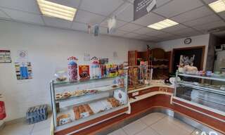 Commerce  64 m² à vendre à Générac (30510)