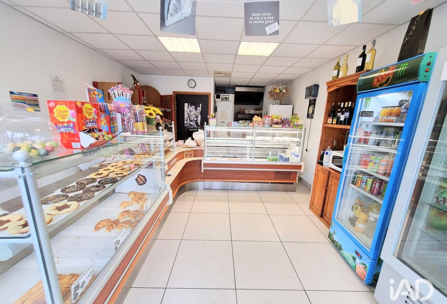 Vente Murs commerciaux 64 m&sup2; — photo 1