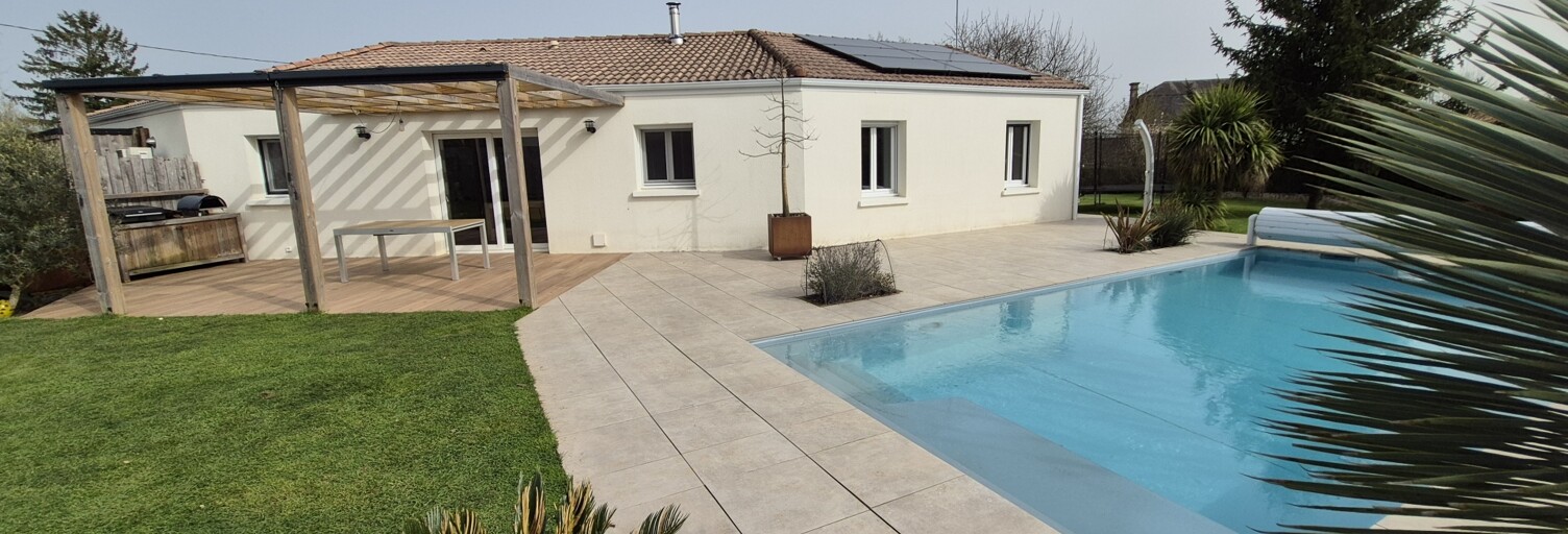 Maison 7 Pièces 152 m² à vendre à Saint-Christophe-sur-Roc (79220)