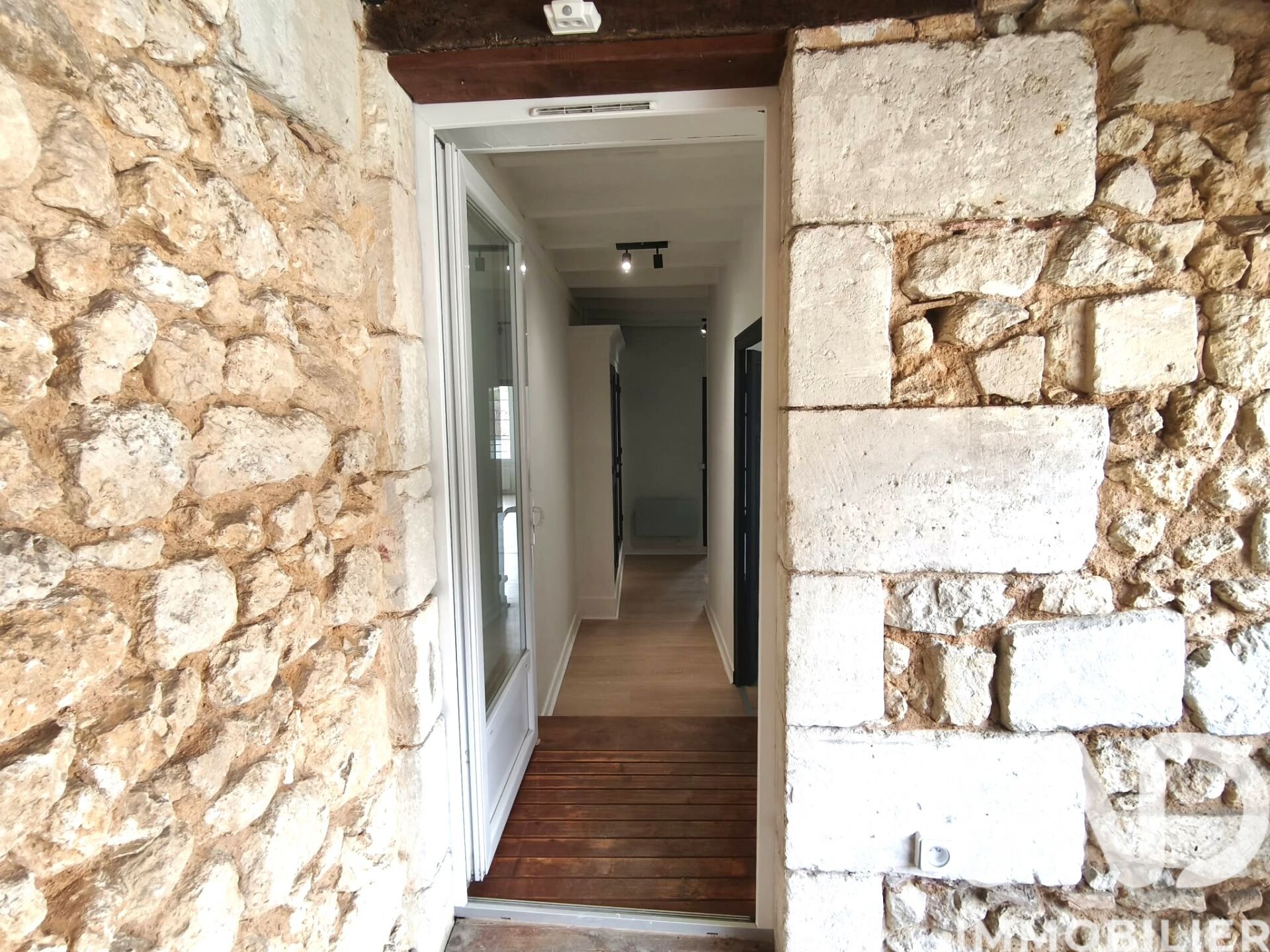 Vente Immeuble 4 pièces - Photo 3