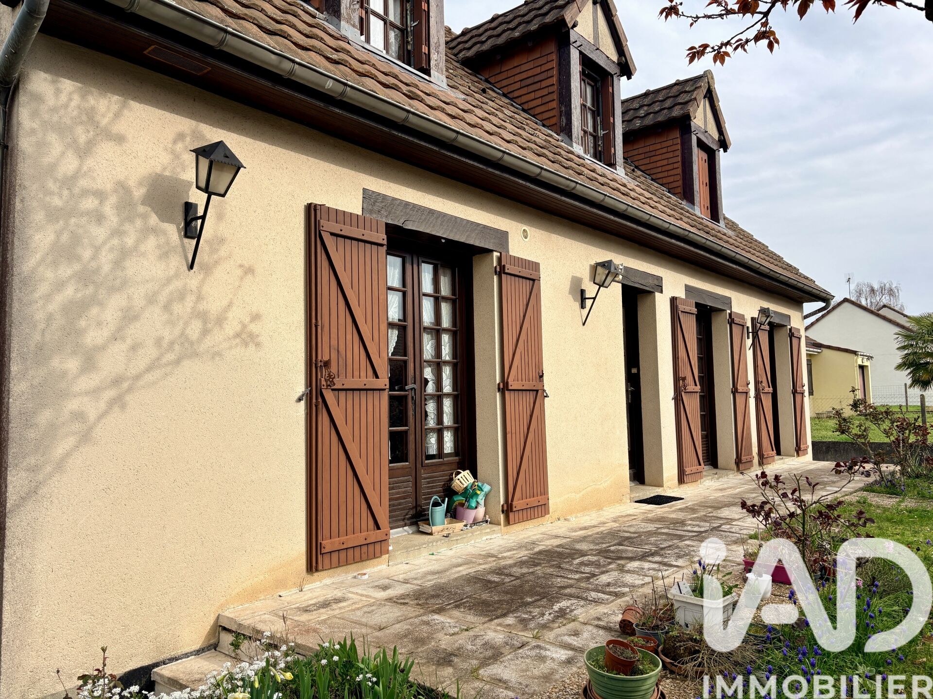 St-Florent-Sur-Cher - 142m² - 6p. - 5ch.