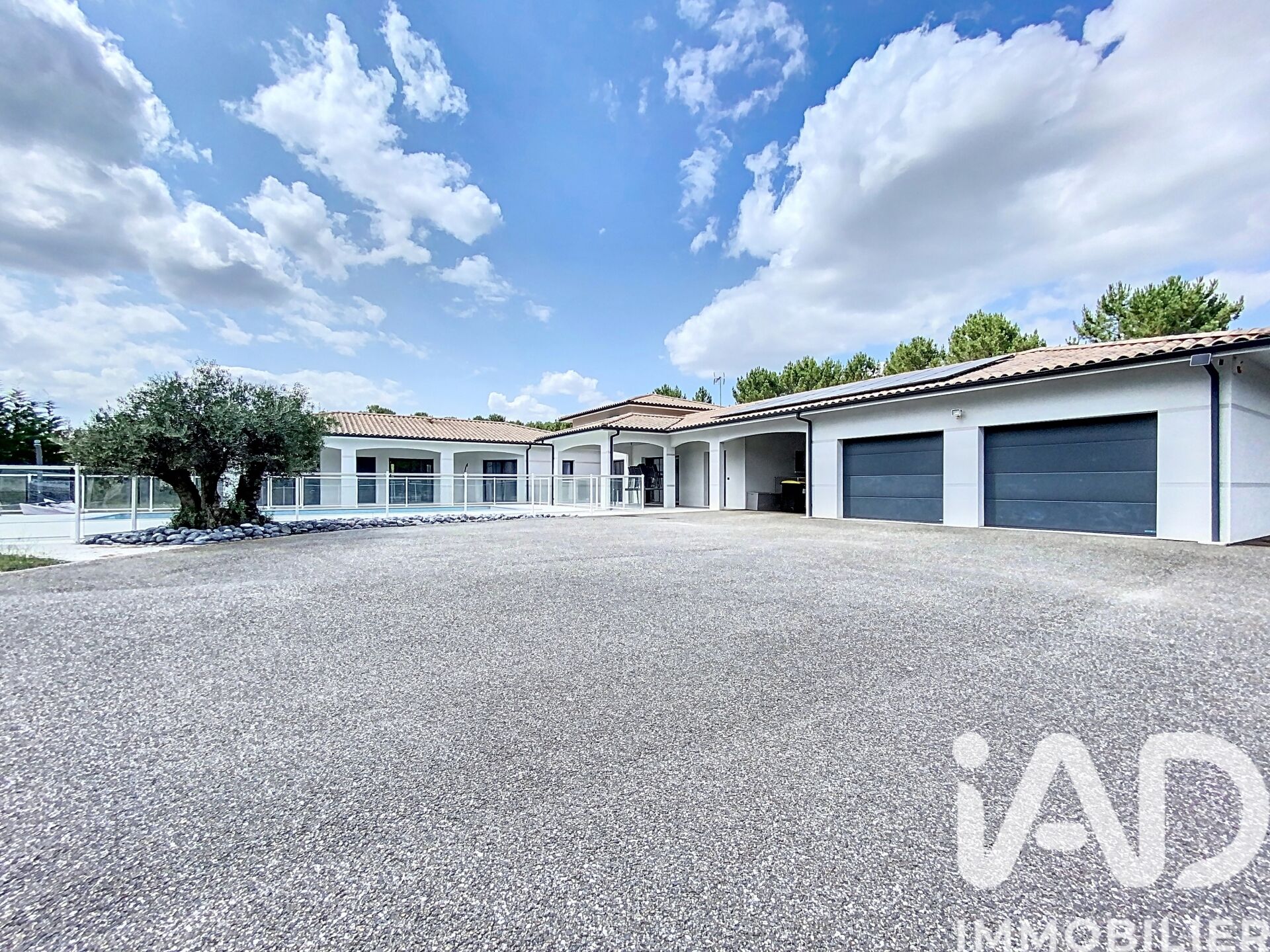 Langon - 236m² - 10p. - 4ch.