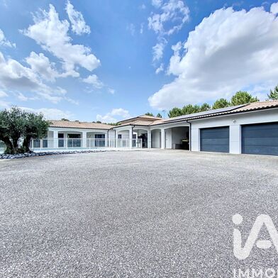 Maison 10 pièces 835000 €