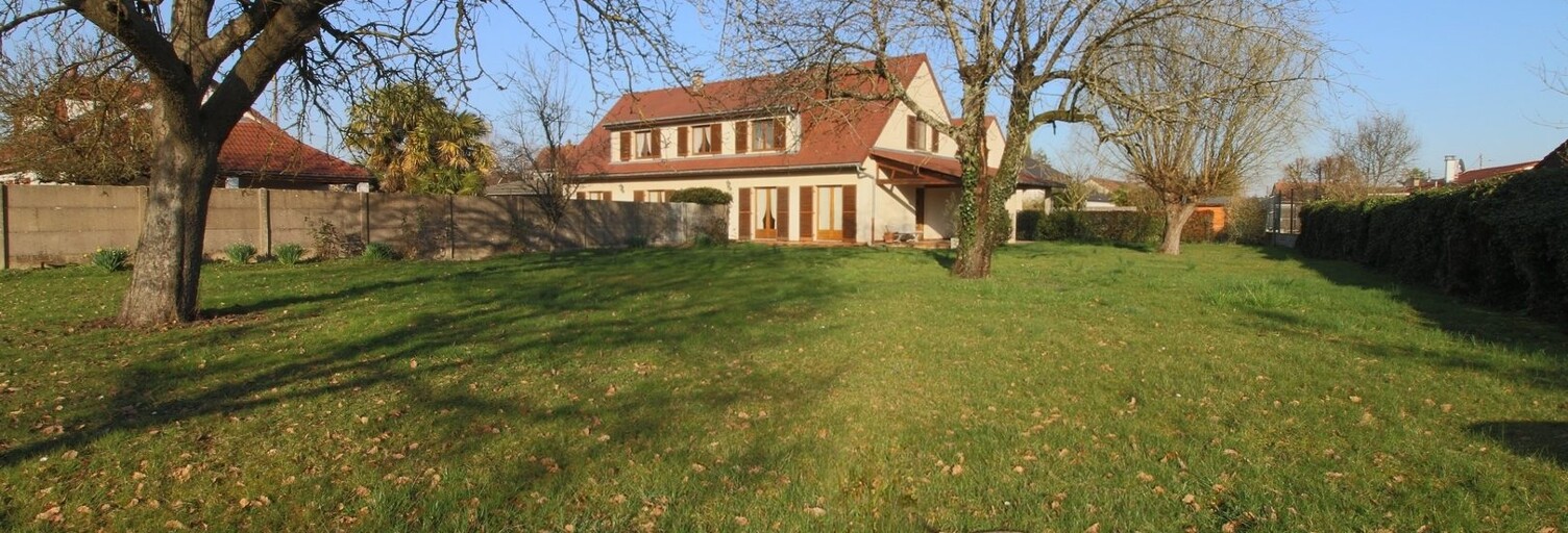 Maison 9 Pièces 192 m² à vendre à Saint-Rémy (71100)