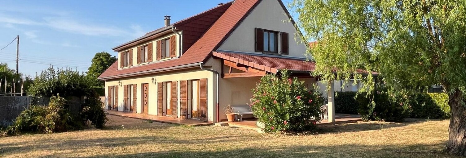 Maison 9 Pièces 192 m² à vendre à Saint-Rémy (71100)