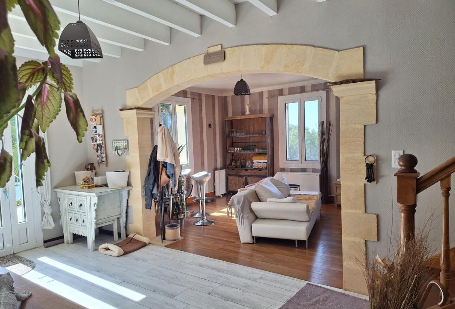 Bel ensemble immobilier avec 1 gite ou maison d'amis, piscine, au calme et sans vis à vis — photo 1