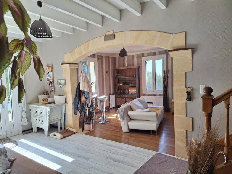 Bel ensemble immobilier avec 1 gite ou maison d'amis, piscine, au calme et sans vis à vis — photo 1