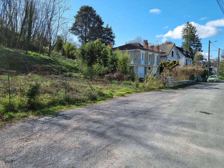 Brive la gaillarde - Proche centre ville - Terrain Constructible — photo 1