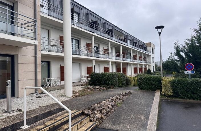 Appartement à vendre 1 pièces LA VILLE AUX DAMES (37) — photo 3